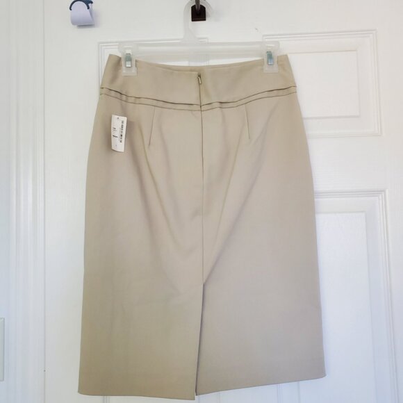 Cassis Size 0 | New with Tags - Picture 2 of 7